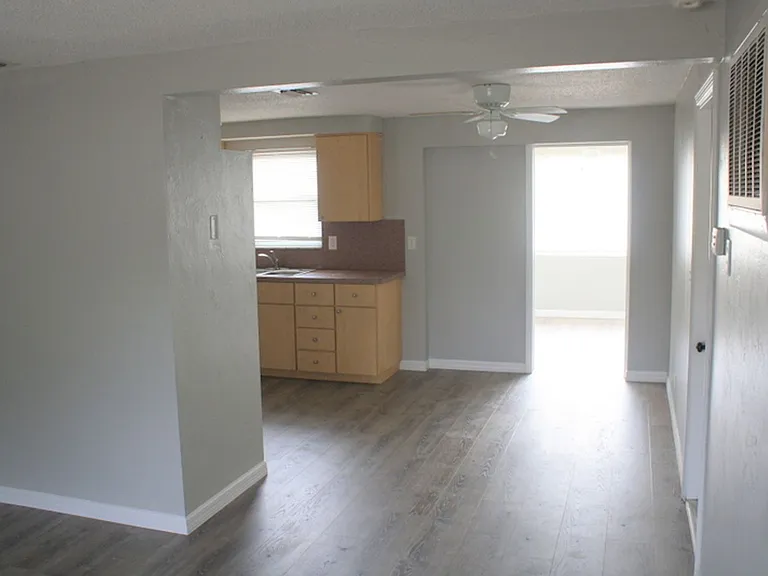 4719 Bonton Dr — Photo 10