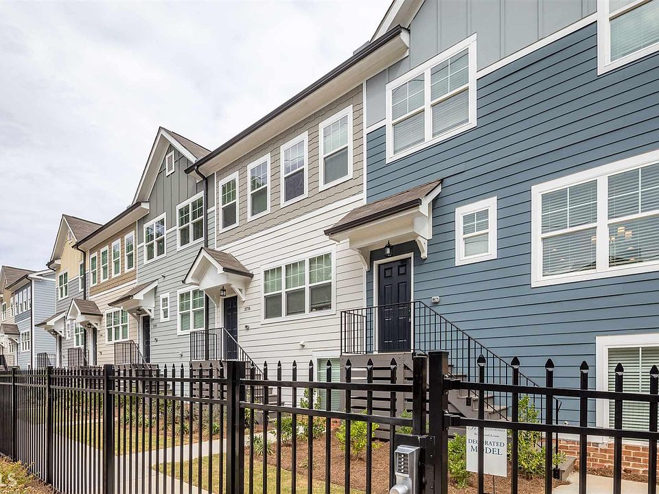 1st image of 3781 Oxford Cir #37