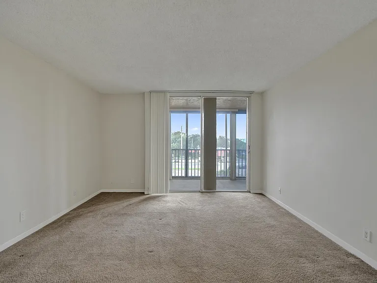 740 S Federal Hwy #312 — Photo 22