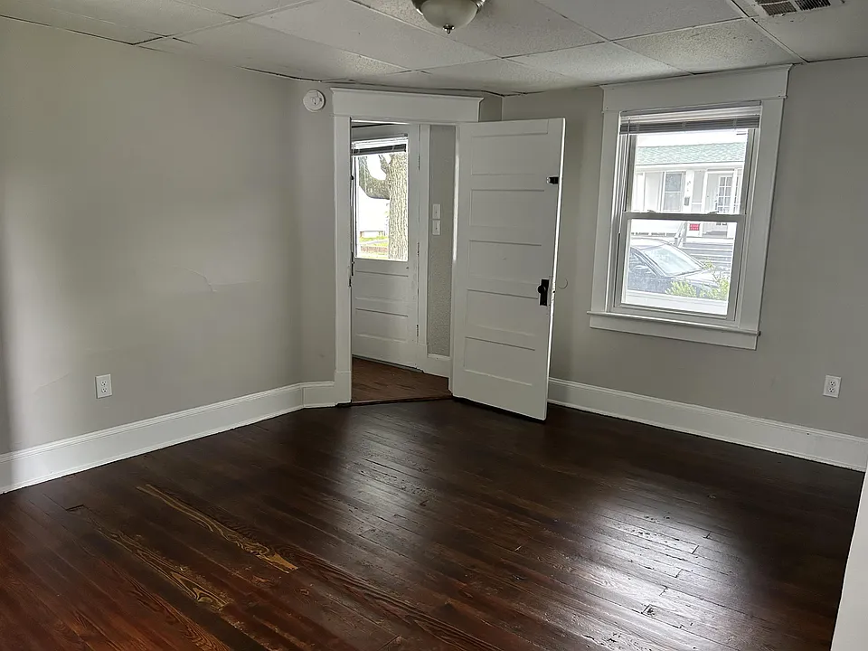 26 Jackson Ave