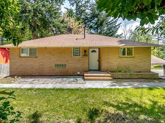 3rd image of 13848 29th Ave S #A