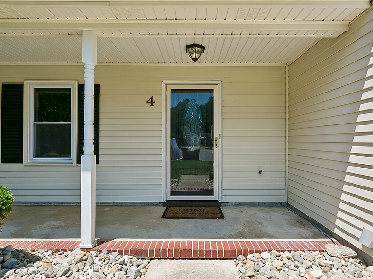 4 Delmont Ct — Photo 7