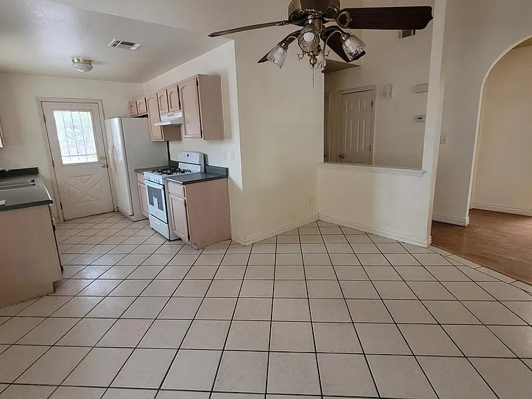3457 Carlos Moran Ct — Photo 15