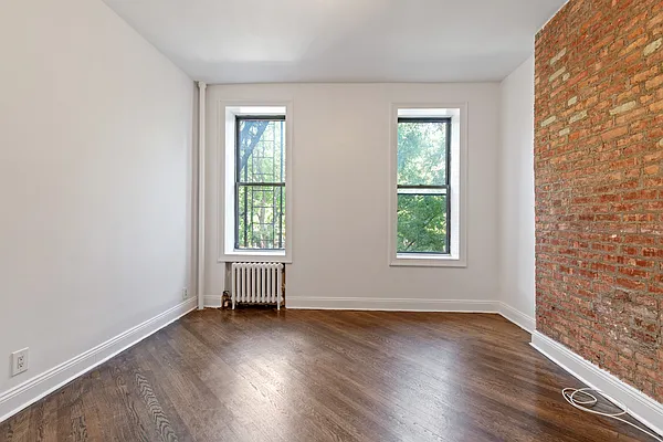 Rented by Douglas Elliman | media 17