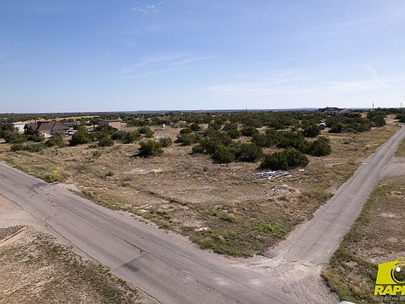 3rd image of 16920 Caballo Blanco Ln #28
