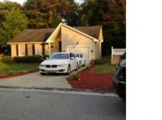 2955 Peacock St, Hope Mills, NC 28348