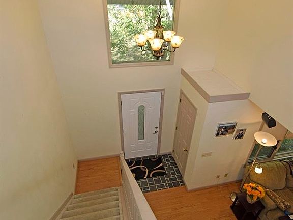 3rd image of 1311 Maple Knoll Ct