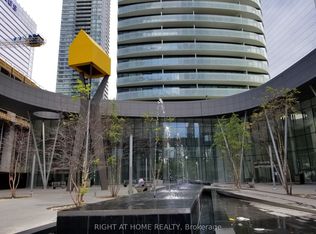 12 York St #2301, Toronto, ON M5J 0E4