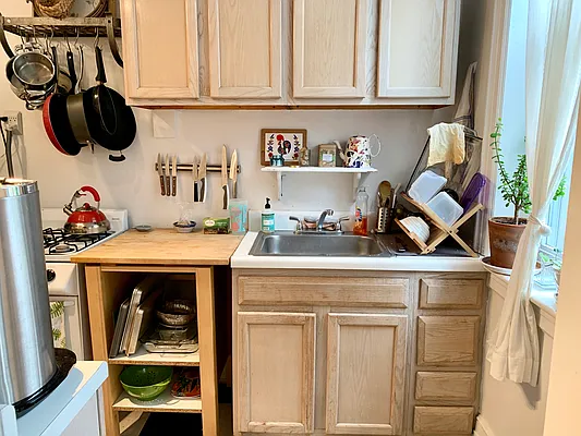 Rented by Garfield Realty  | media 47