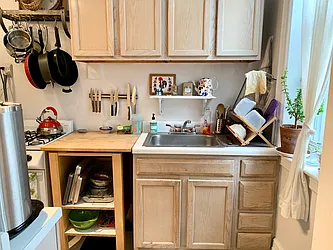 Rented by Garfield Realty 