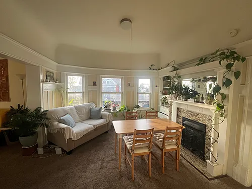 1815 Derby St #D Photo 1