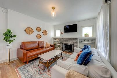 1st image of 4309 Rainbow Blvd