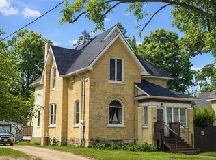 631 9th Ave, Hanover, ON N4N2M7
