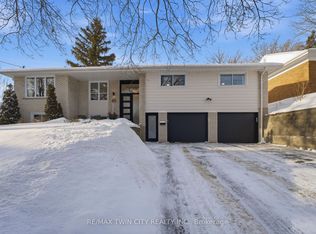 45 Parkside Dr, Brantford, ON N3T 5G3