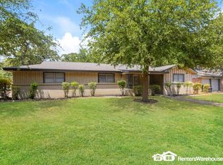 204 W Cheryl Ave, Hurst, TX 76053