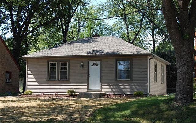 1st image of 509 N 112th St