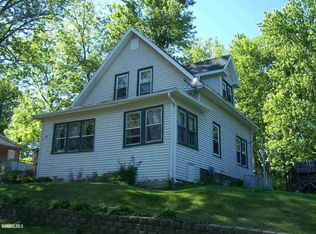 412 Quincy St, Savanna, IL 61074