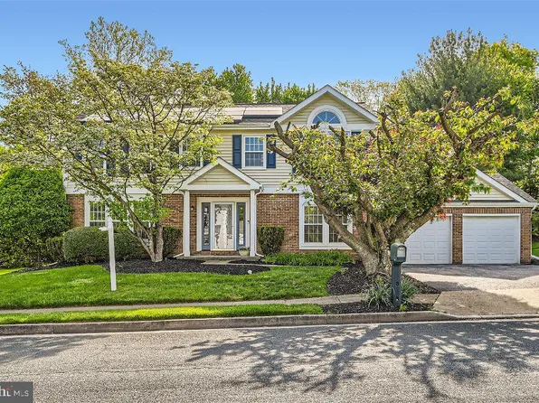 7 Lakeshire Ct, Owings Mills, MD 21117