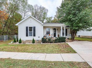 140 Sunrise Dr, Kevil, KY 42053