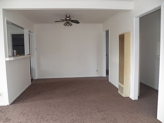 5th image of 232 Wisteria Dr