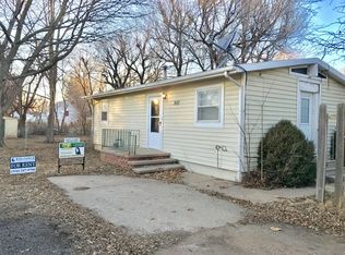 207 S Topeka Ave, Haven, KS 67543