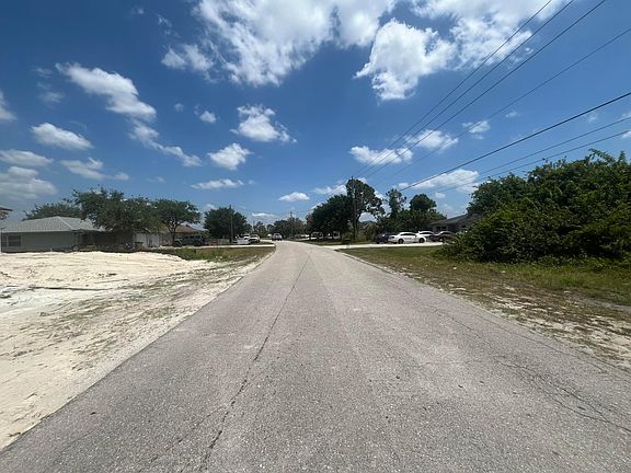 4th image of 4532/4534 Golfview Boulevard