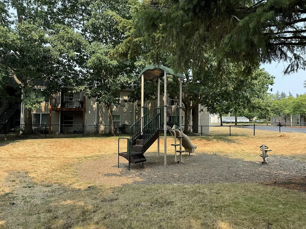 Berry Ridge — Photo 3