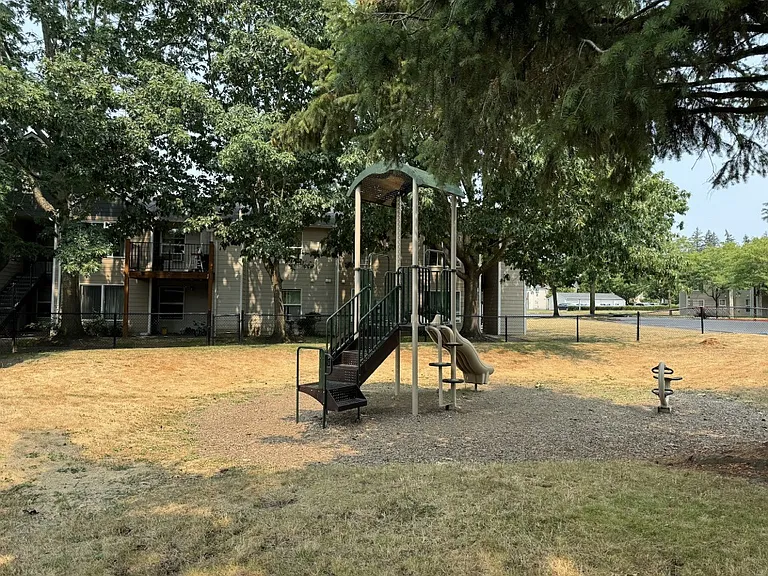 Berry Ridge — Photo 3