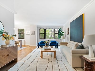 201 E 21st St APT 3N, New York, NY, 10010