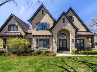 310 S Rose Ave, Park Ridge, IL 60068