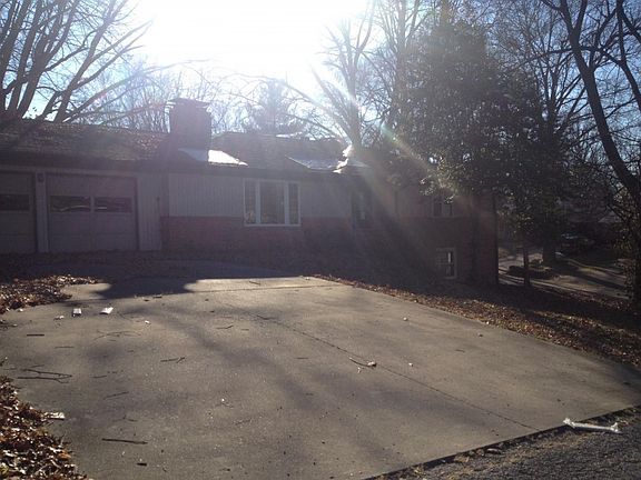 2nd image of 1304 Papin Dr