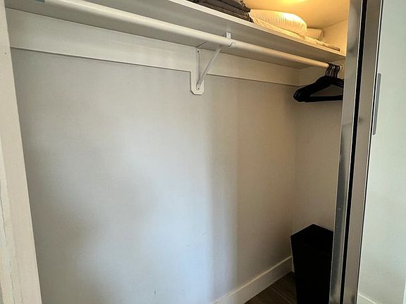 4th image of 462 S Ogden Dr #4641
