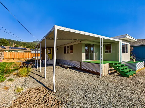 221 1st Ave, Blue Lake, CA 95525