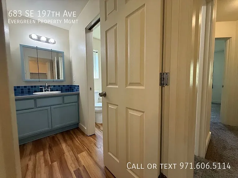 683 SE 197th Ave — Photo 26