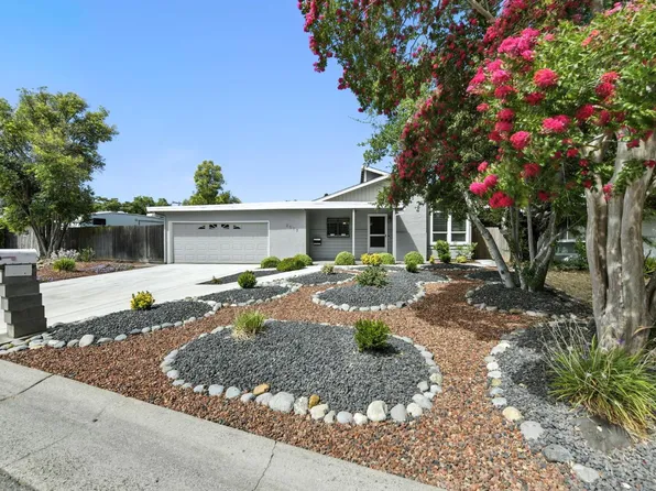 2517 Greenfield Way, Carmichael, CA 95608