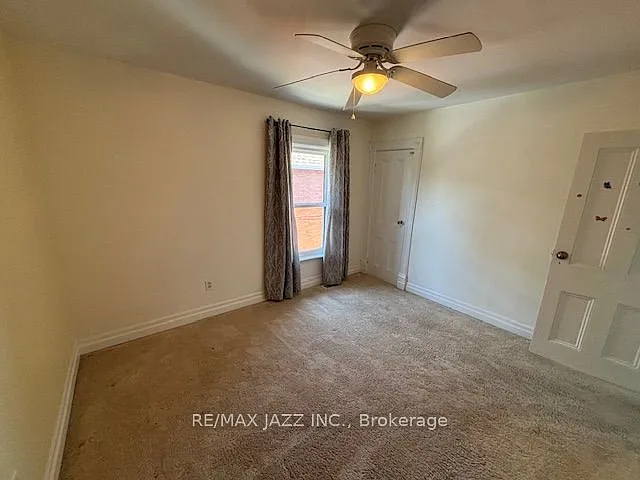 177 Athol St E — Photo 21