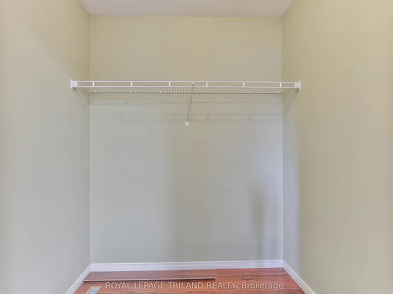 952 Thistledown Way — Photo 24