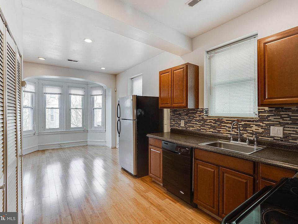 1st image of 4031 Green St #B