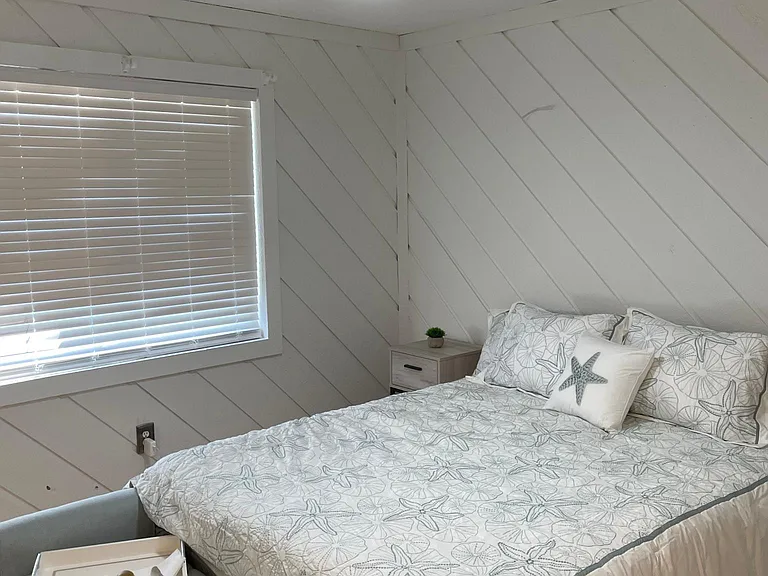 1560 Lea View Ave #3 — Photo 5