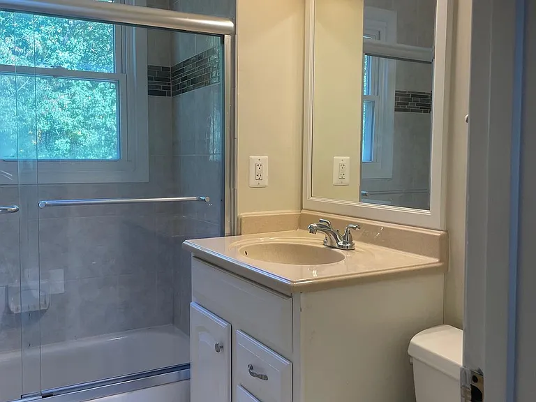 5102 Glassmanor Dr — Photo 21
