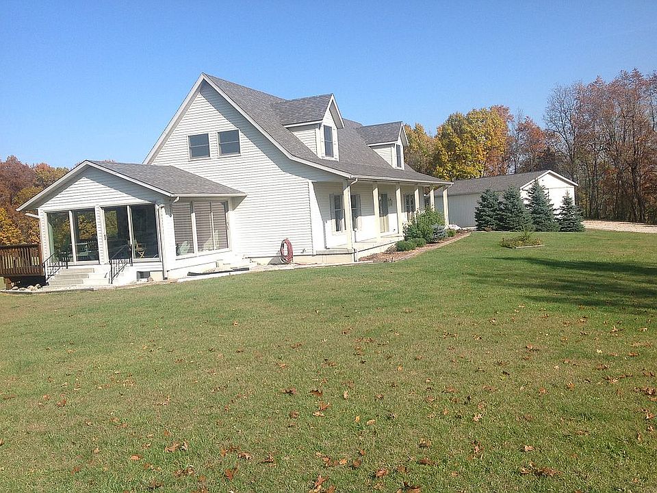 2nd image of 13592 Wamplers Lake Rd