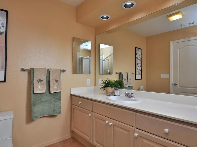 2nd Master Bath
