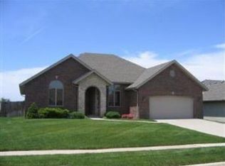345 S Melaleuca Dr, Springfield, MO 65809
