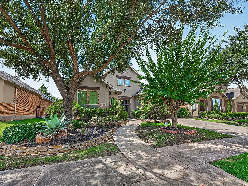 17803 Hayward Hill Dr