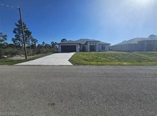 2515 22nd St W, Lehigh Acres, FL 33971