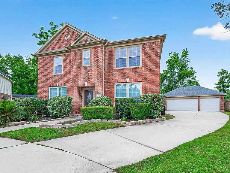 25507 Lyon Springs Ct — Photo 2