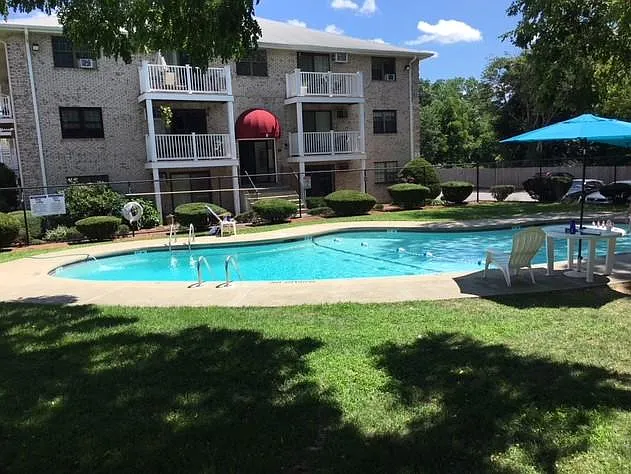 10 Kenmar Dr #41 — Photo 7