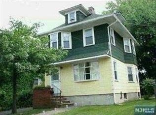 37 Edwin St, Ridgefield Park, NJ 07660