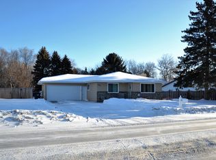 422 E Denver Ave, Bismarck, ND 58504