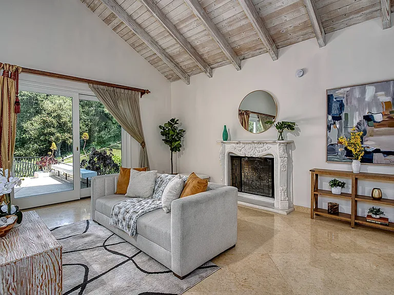 4414 Park Mallorca — Photo 8
